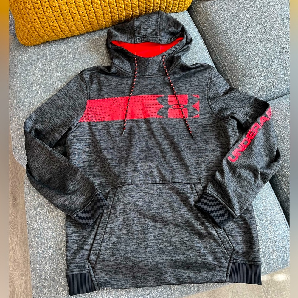 Under Armour Hoodie